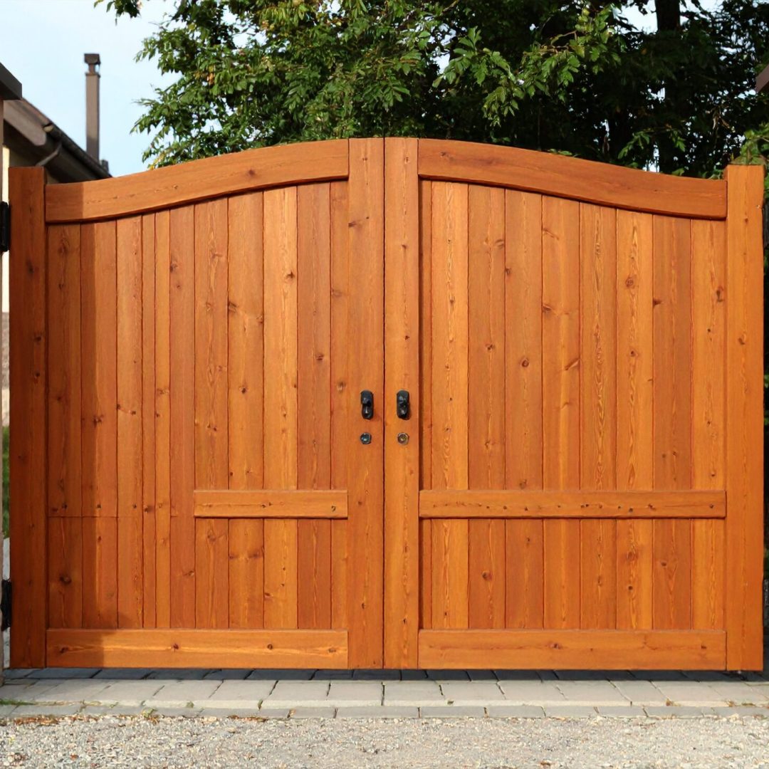 Firefly_Photo ultra réaliste d’un portail battant en bois massif, installé à l’entrée d’une m 746560