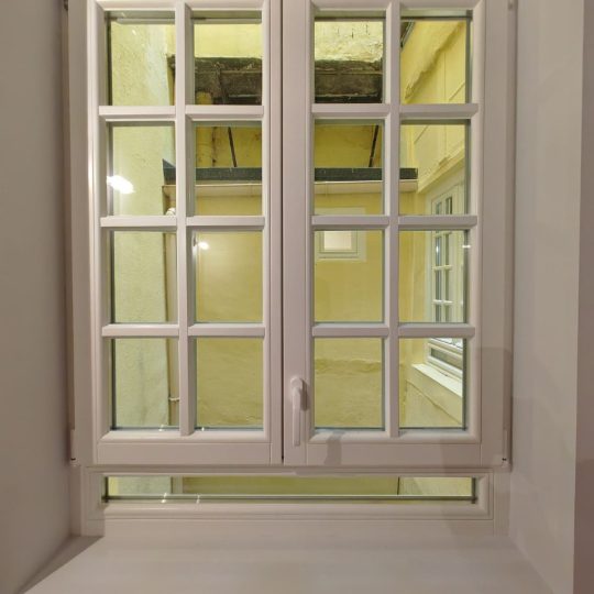 RENOVATION APPARTEMENT PORTE ET FENETRE EN BOIS A NICE 100% SUR MESURE (5)